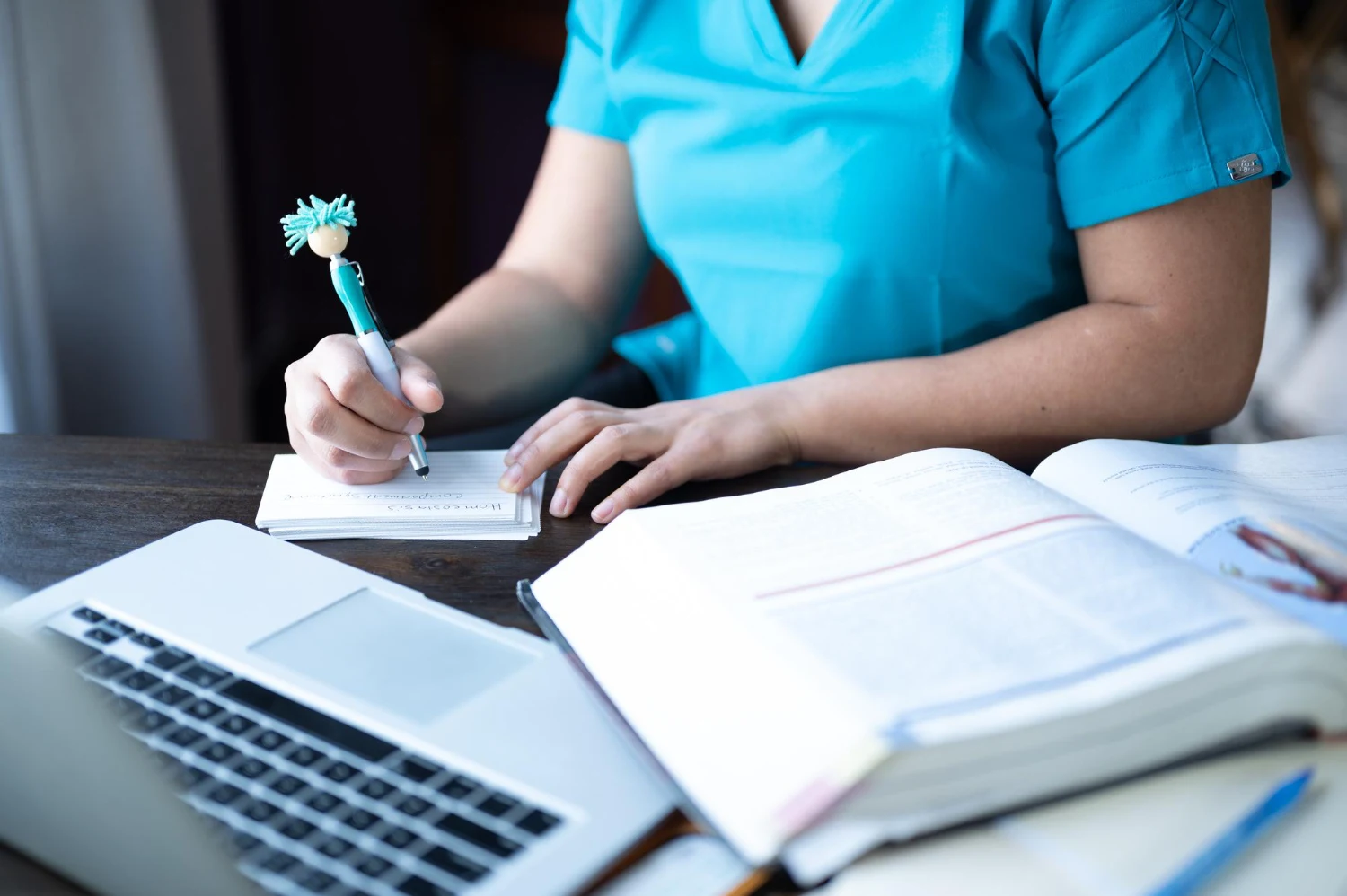 why i want to be a nurse